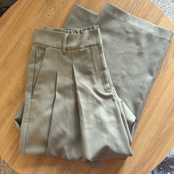 Urban Outfitters Wide Leg Trouser - Picture 1 of 6